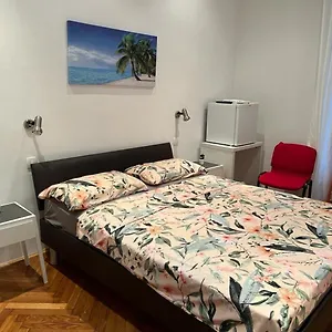 https://rooms-aida.pula-hotels.org