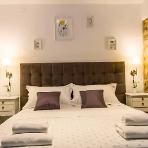 https://guesthouse-sveti-jure.hotels-in-trogir.com